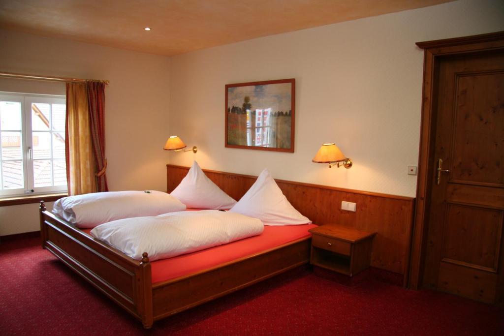 Parkhotel Krone Emmendingen Rum bild