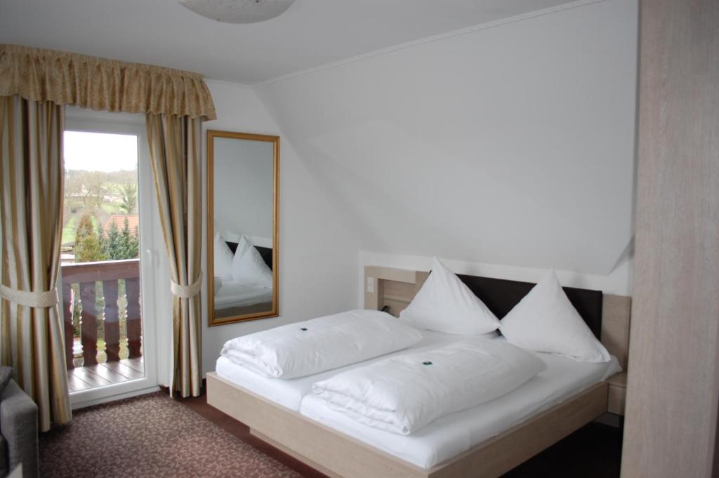 Parkhotel Krone Emmendingen Rum bild